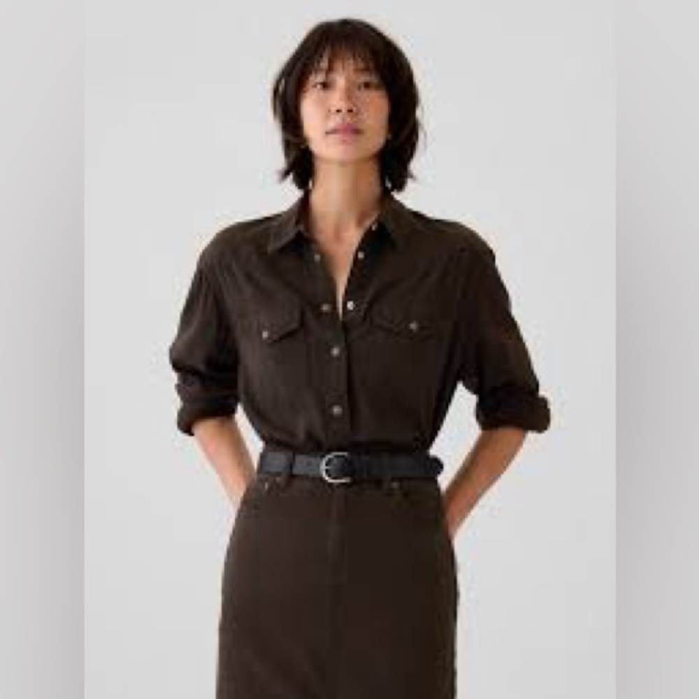 NWT GAP Cropped Denim Western shirt button down brown pearl snap SOLD OUT size M